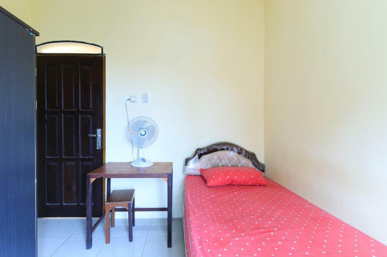 Sentosa76 Guest House Balikpapan  Exterior foto